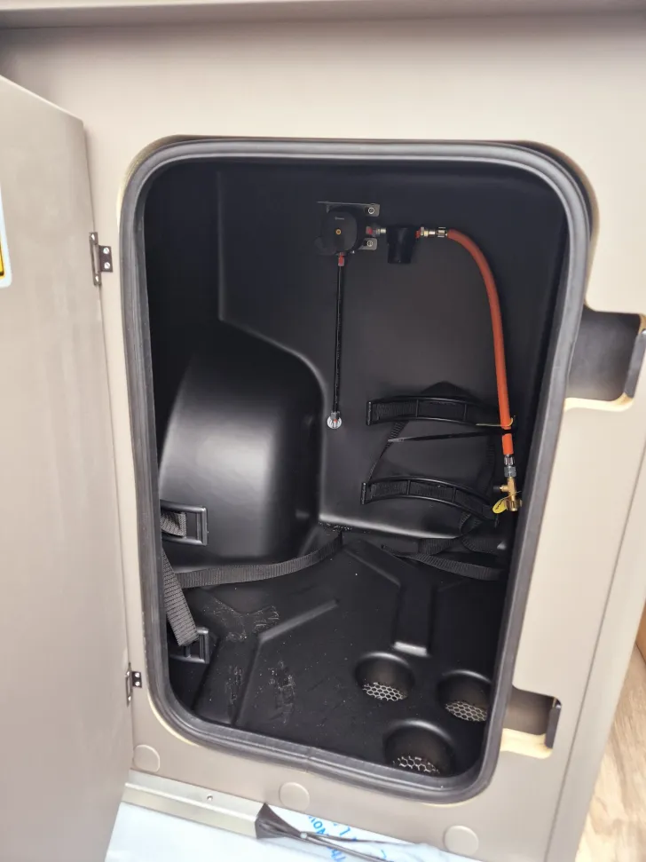 Fahrzeugbild LMC Innovan 600 Citroen/Schlafdach #12