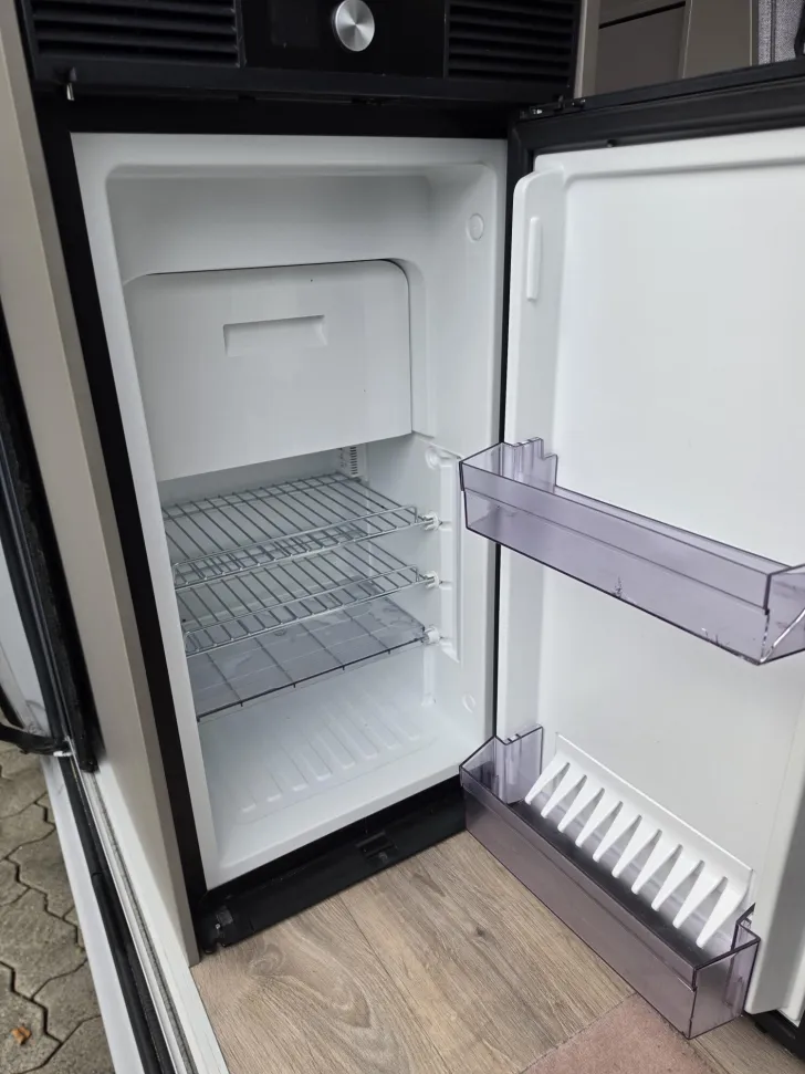 Fahrzeugbild LMC Innovan 600 Citroen/Schlafdach #24