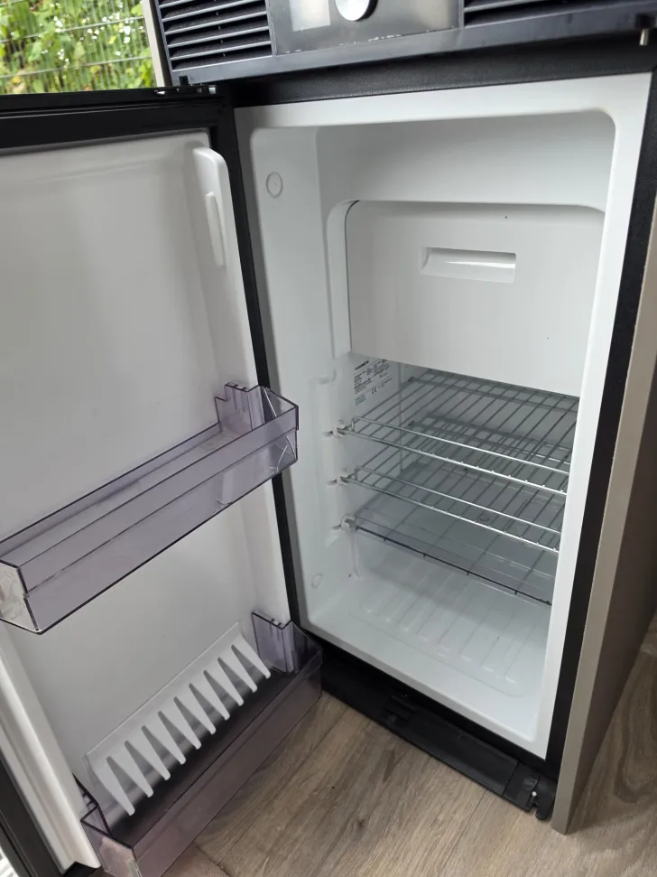 Fahrzeugbild LMC Innovan 600 Citroen/Schlafdach #25