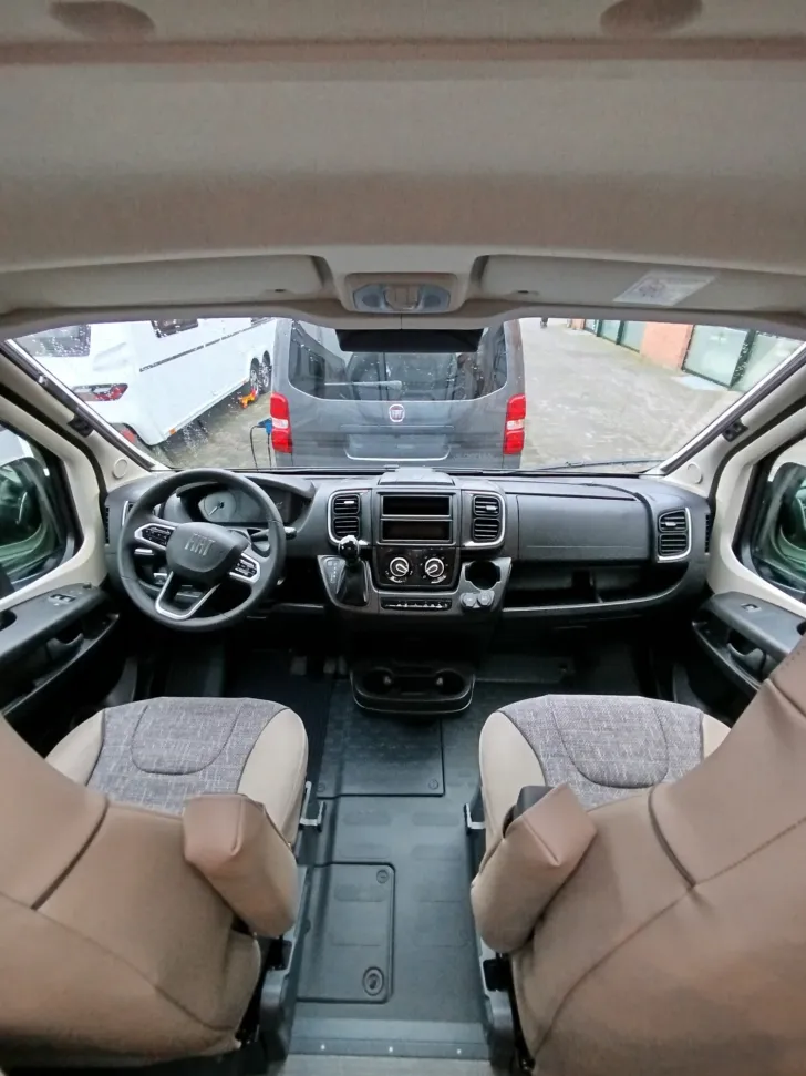 Fahrzeugbild Dethleffs Globetrail 640 ES Fiat *15 Jahre Rabatt*180 PS* #12