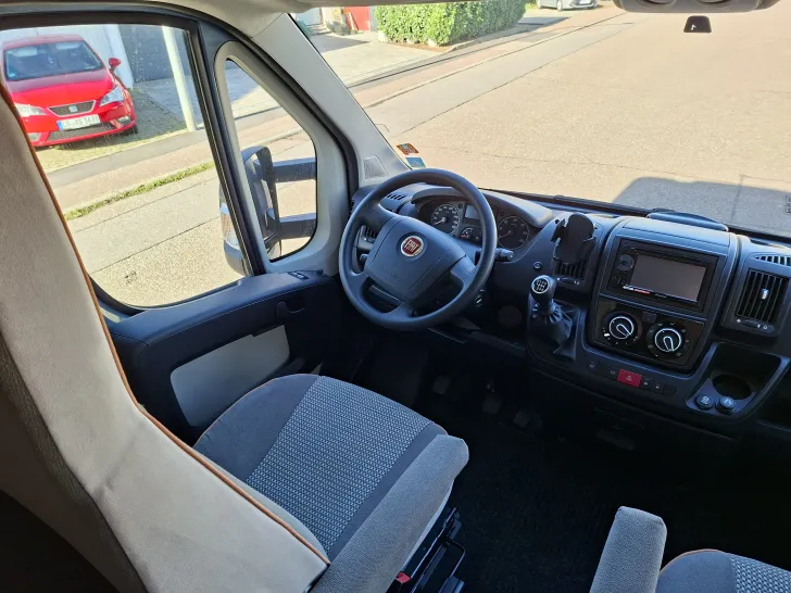 Fahrzeugbild Glücksmobil T 67 #2