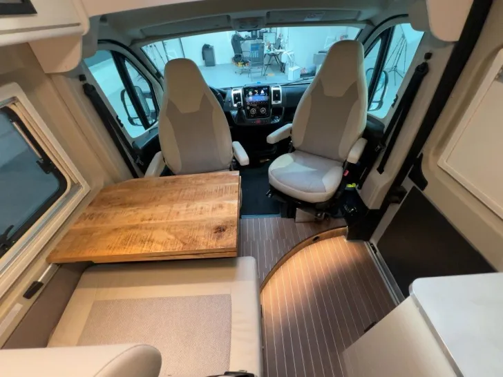 Fahrzeugbild Etrusco CV 640 SB-1.HAND/9G-AUTOMATIK-EINZELBETTEN-VOLLA #11