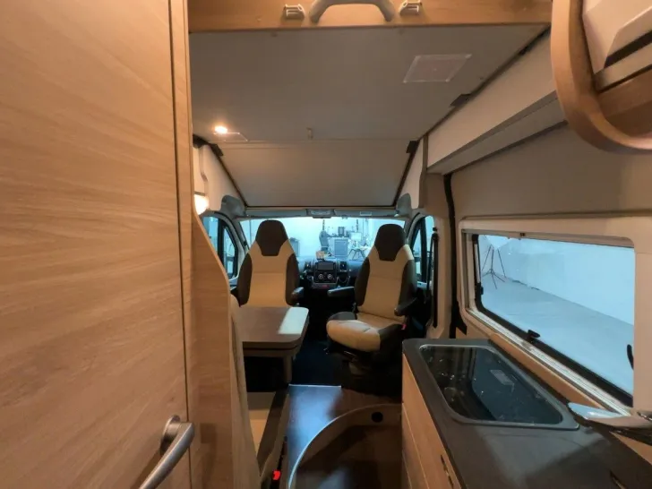 Fahrzeugbild Knaus BOXSTAR 600 SOLUTION 4 /Festbett+Hubbett/TOP!! #12
