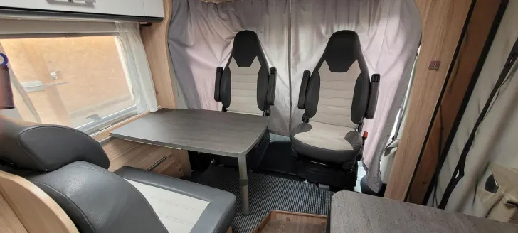 Fahrzeugbild Sunlight Camper Van sehr gut gepflegt #5