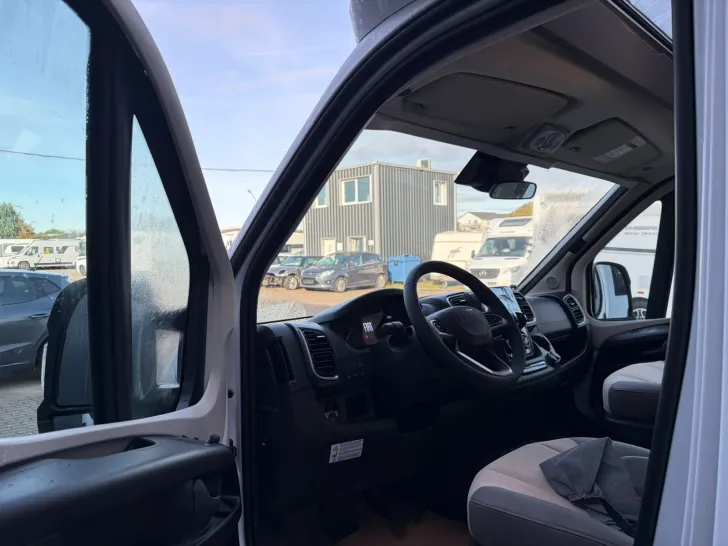 Fahrzeugbild Weinsberg CaraCompact 600 MF EDITION [PEPPER] MJ2027 #14