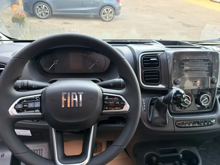Fahrzeugbild Weinsberg CaraCompact 600 MF EDITION [PEPPER] MJ2027 #15