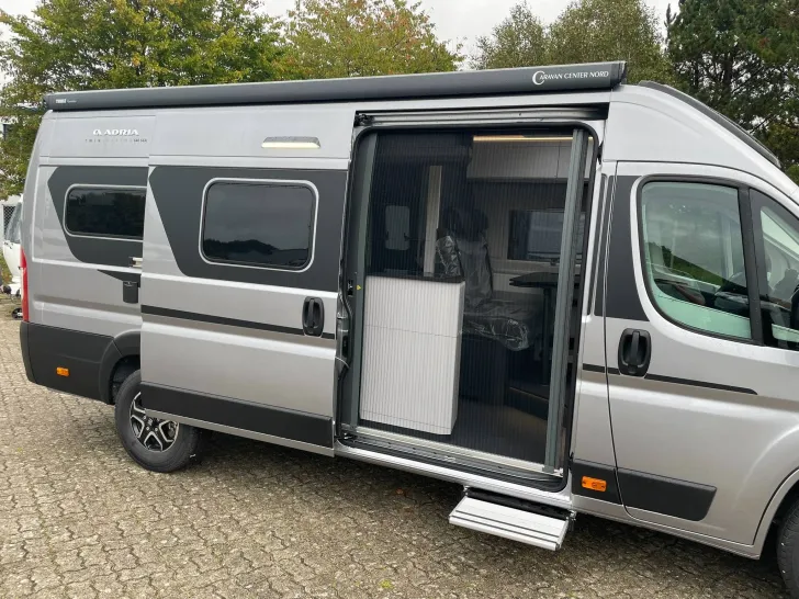 Fahrzeugbild Adria Twin Edition 640 SGX MJ2027 #9