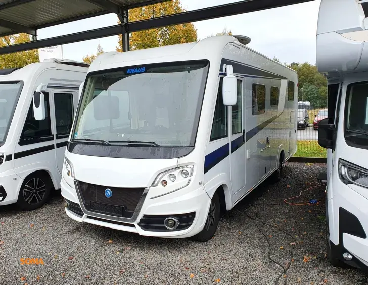 Fahrzeugbild Knaus Sky i 700 Hubstützen + AHK + Wechselrichter #5