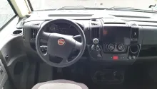 Fahrzeugbild Knaus Sky i 700 Hubstützen + AHK + Wechselrichter #8