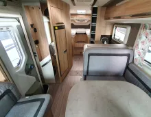 Fahrzeugbild Knaus Sky i 700 Hubstützen + AHK + Wechselrichter #9