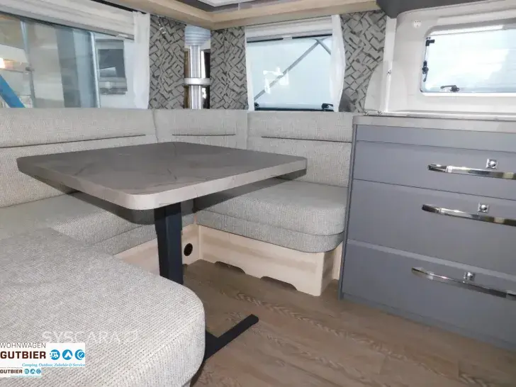 Fahrzeugbild Hobby De Luxe 460 UFe Truma Mover #25