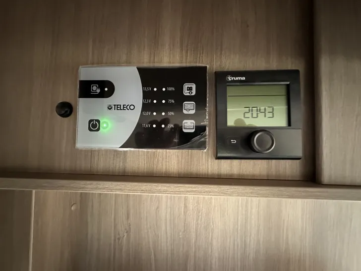 Fahrzeugbild Carado T328 pro+ *ACC*Combi6E*LTE-Paket* #16