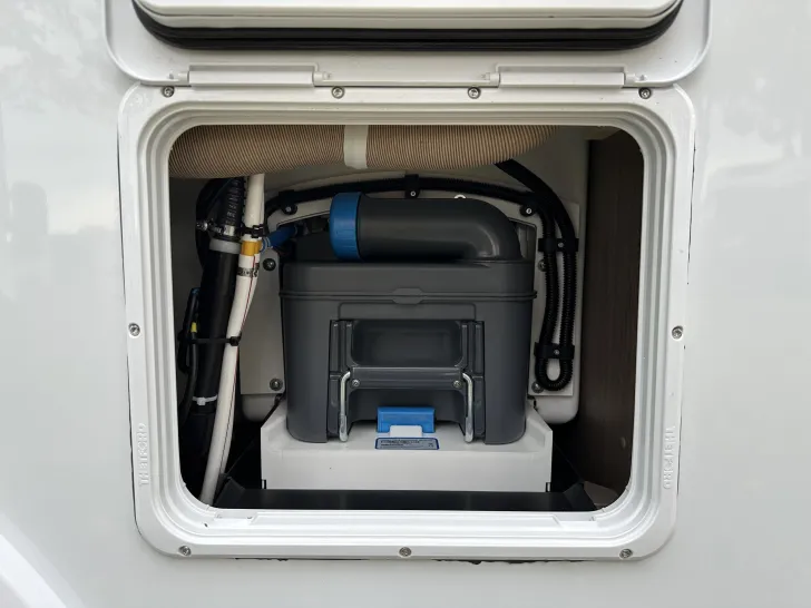 Fahrzeugbild Carado T328 pro+ *ACC*Combi6E*LTE-Paket* #33