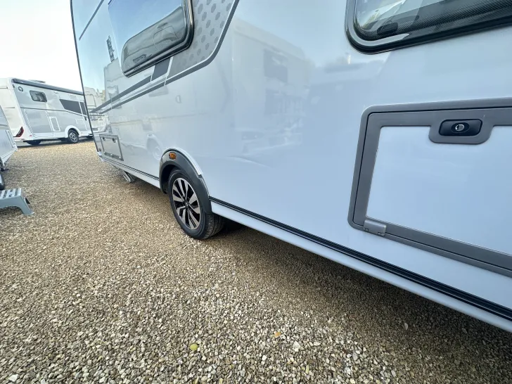 Fahrzeugbild Knaus Südwind 580 QS Black Selection Verfügbar sofort ! #6