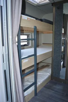Fahrzeugbild Weinsberg CaraOne 480 QDK Etagenbett 3Fach #8