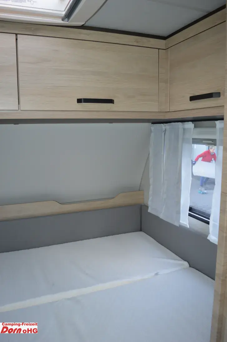 Fahrzeugbild Weinsberg CaraOne 480 QDK Etagenbett 3Fach #11