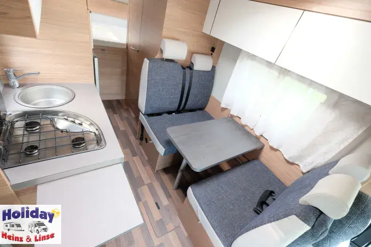 Fahrzeugbild Weinsberg CaraHome 650 DG 140 PS Schalter #7