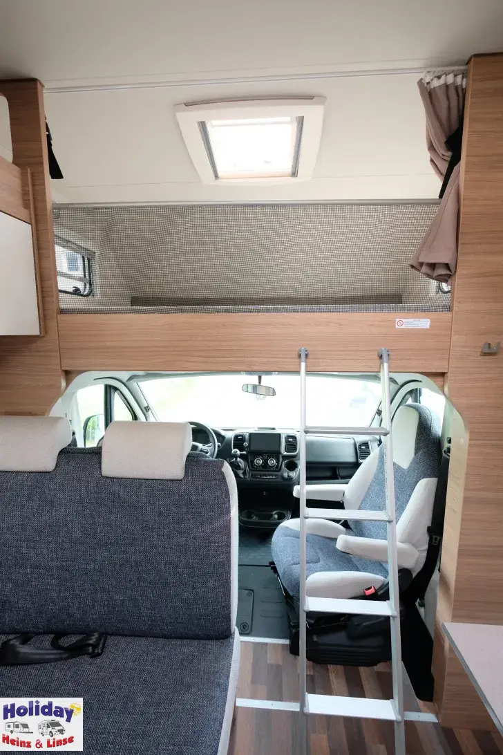 Fahrzeugbild Weinsberg CaraHome 650 DG 140 PS Schalter #9