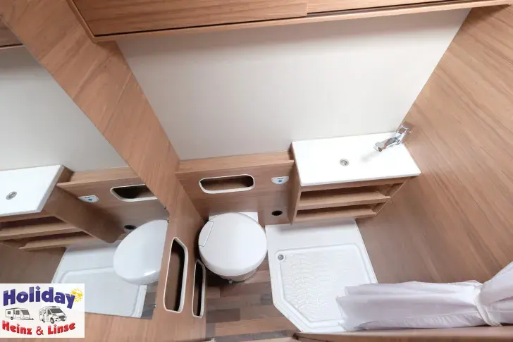 Fahrzeugbild Weinsberg CaraHome 650 DG 140 PS Schalter #11