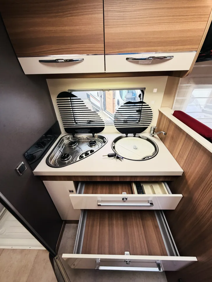 Fahrzeugbild Chausson Titanium 610 AHK, Solar, Auto-Sat-Antenne #13