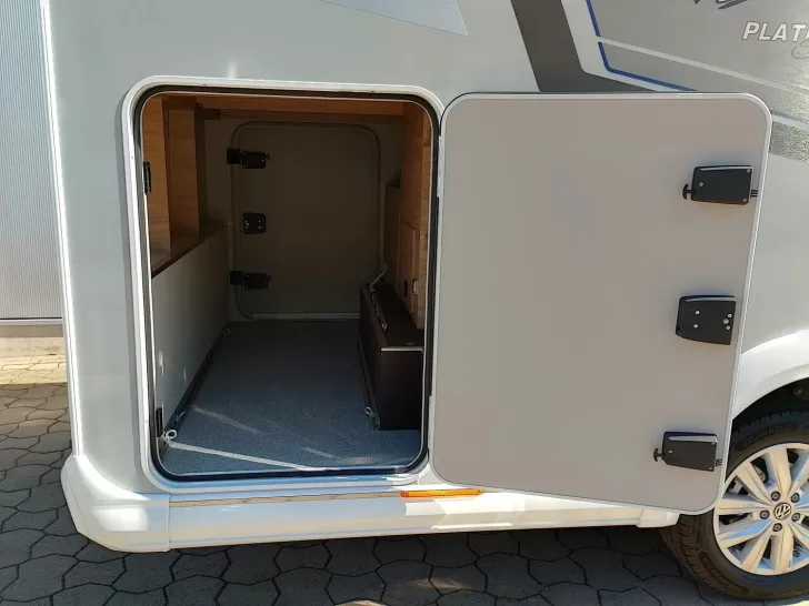Fahrzeugbild Knaus Van TI PLUS PLATINUM SELECTION 650 MEG Vermietflotte #9