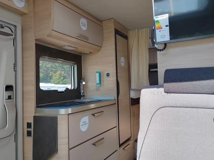 Fahrzeugbild Knaus Van TI PLUS PLATINUM SELECTION 650 MEG Vermietflotte #11