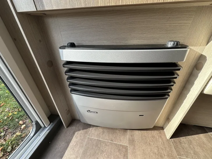 Fahrzeugbild Bürstner Averso Top 430 TS #10