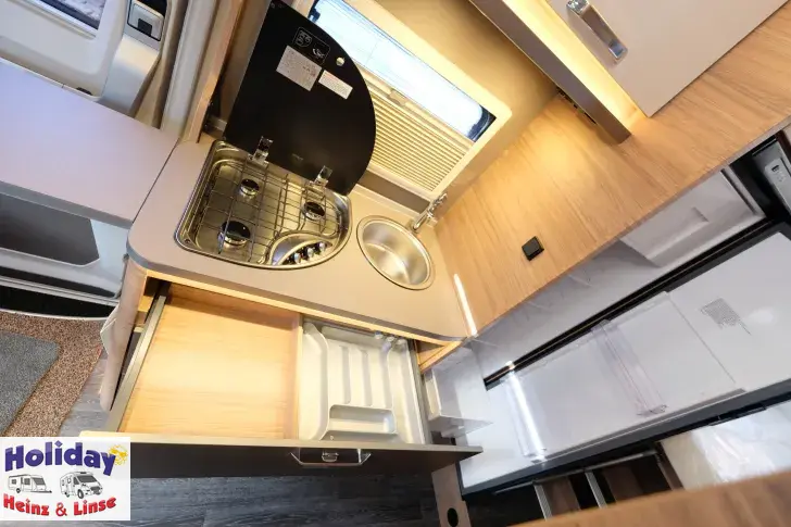 Fahrzeugbild Weinsberg CaraSuite EDITION SPICY 650 MEG 140 PS Automatik #10