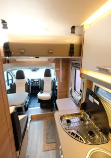 Fahrzeugbild Weinsberg CaraSuite EDITION SPICY 650 MEG 140 PS Automatik #14