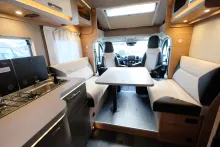 Fahrzeugbild Weinsberg CaraSuite 700 DX 160 PS Automatik #8