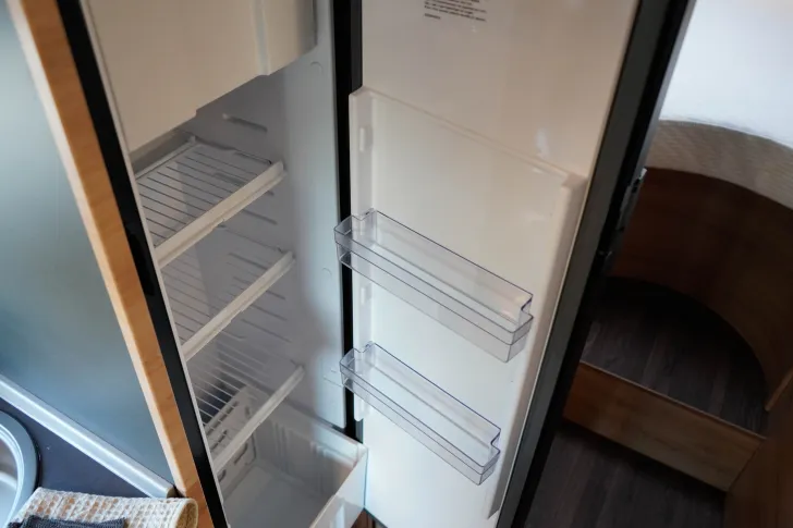 Fahrzeugbild Knaus L!VE TI 650 MEG Platinum Selection Lift Radträger | 90 L Tank #12