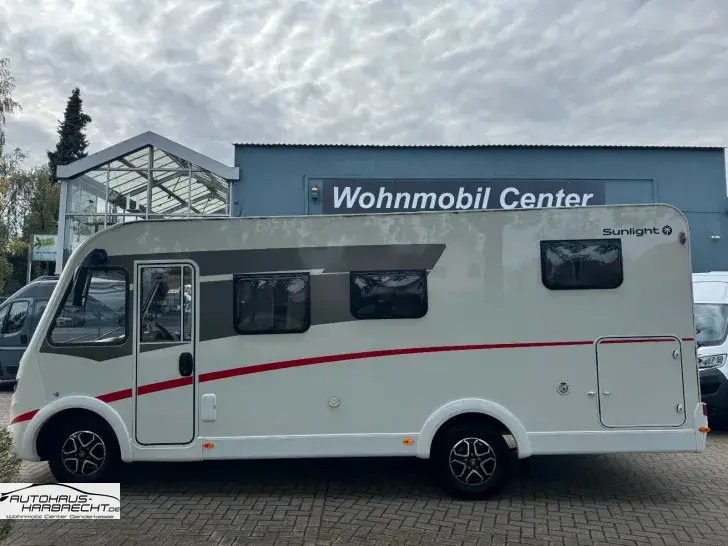 Fahrzeugbild Sunlight I 67-Autom-Markise-Hubbett-1.Hd-Kein Mietfzg #2
