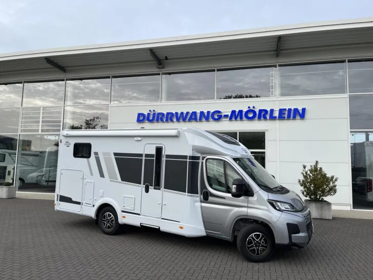 Fahrzeugbild Carado T 328 #1