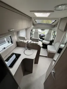 Fahrzeugbild Carado T 328 #8
