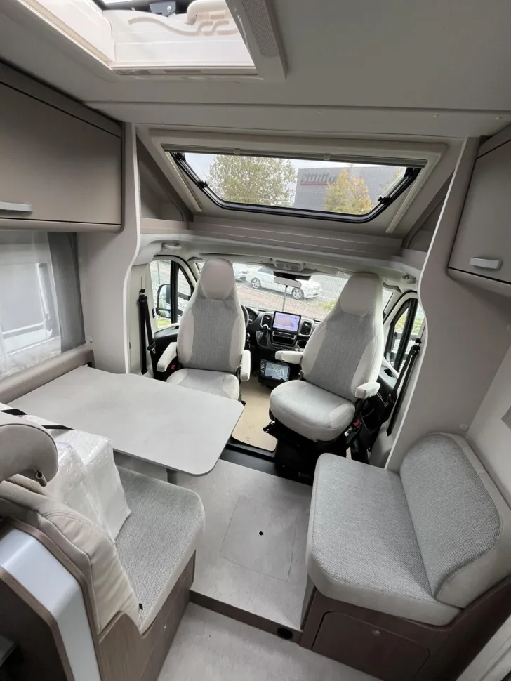 Fahrzeugbild Carado T 328 #9