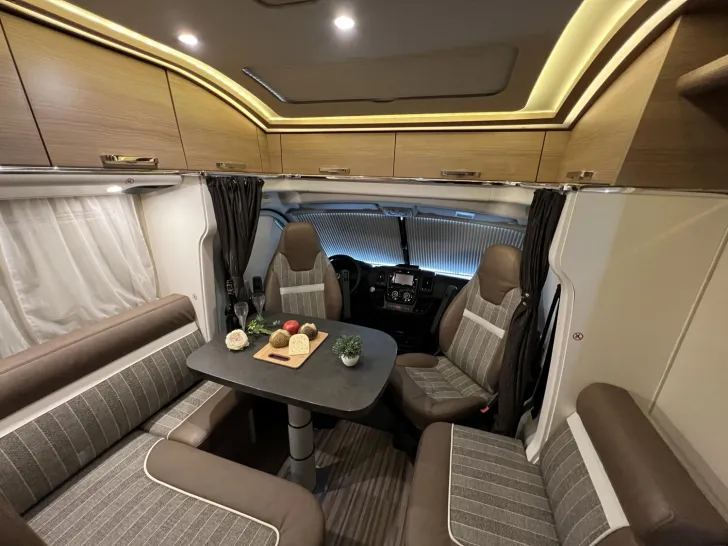 Fahrzeugbild Malibu T 440 QB (542) #11