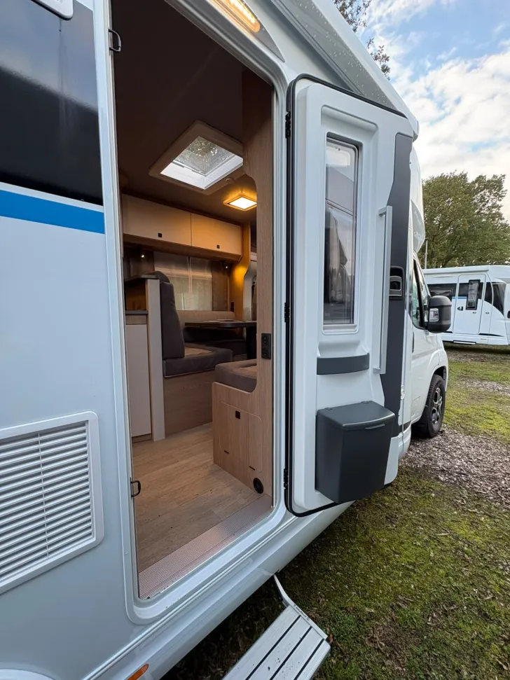 Fahrzeugbild Hobby OnTour T 700 F /BIS ZU 20% RABATT #9