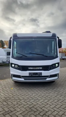 Frontal Vorne Weinsberg CaraCore 650 MEG 180 PS/Automatik/6 x Paket