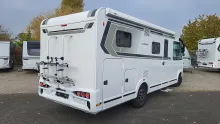 Schräg Hinten Weinsberg CaraCore 650 MEG 180 PS/Automatik/6 x Paket