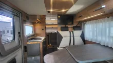 Sicht vorne-hinten Weinsberg CaraSuite EDITION SPICY 650 MEG TV/LTE Antenne