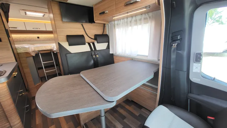 Sitzgruppe Weinsberg CaraCompact EDITION PEPPER 640 MEG Suite Hot Pepper & Licht Paket