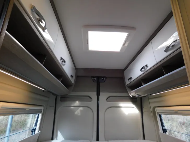 Fahrzeugbild Pössl Roadcruiser XL 640 2,08m Bett, Solar, SAT+TV #21