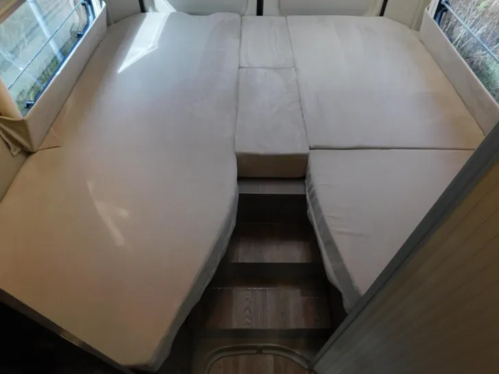 Fahrzeugbild Pössl Roadcruiser XL 640 2,08m Bett, Solar, SAT+TV #22