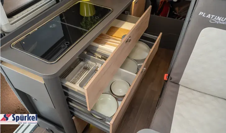 Fahrzeugbild Knaus BoxLife 540 MQ Platinum Selection *Sturmblau*Automatik*Hubbett* #5