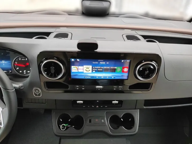 Fahrzeugbild Carthago chic c-line I 4.9 LE L Mercedes #9
