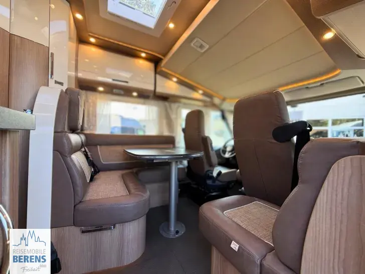 Fahrzeugbild Carthago c-tourer I 143 LE Mercedes #7