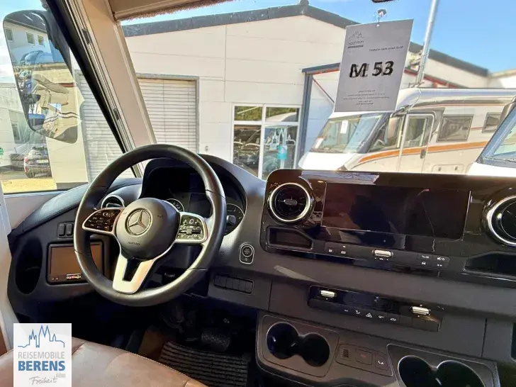 Fahrzeugbild Carthago c-tourer I 143 LE Mercedes #9