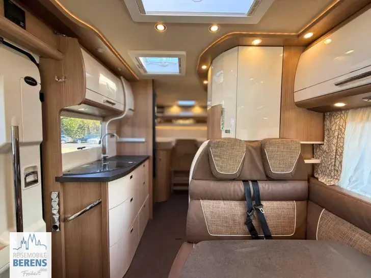 Fahrzeugbild Carthago c-tourer I 143 LE Mercedes #11