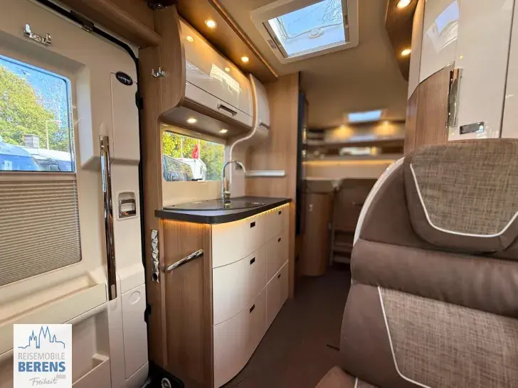 Fahrzeugbild Carthago c-tourer I 143 LE Mercedes #12