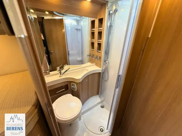 Fahrzeugbild Carthago c-tourer I 143 LE Mercedes #21